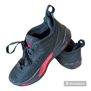 Nike Jordan Luka 1 mens sz 11.5 dq6513-060 worn once. Black red. Nike air Jordan